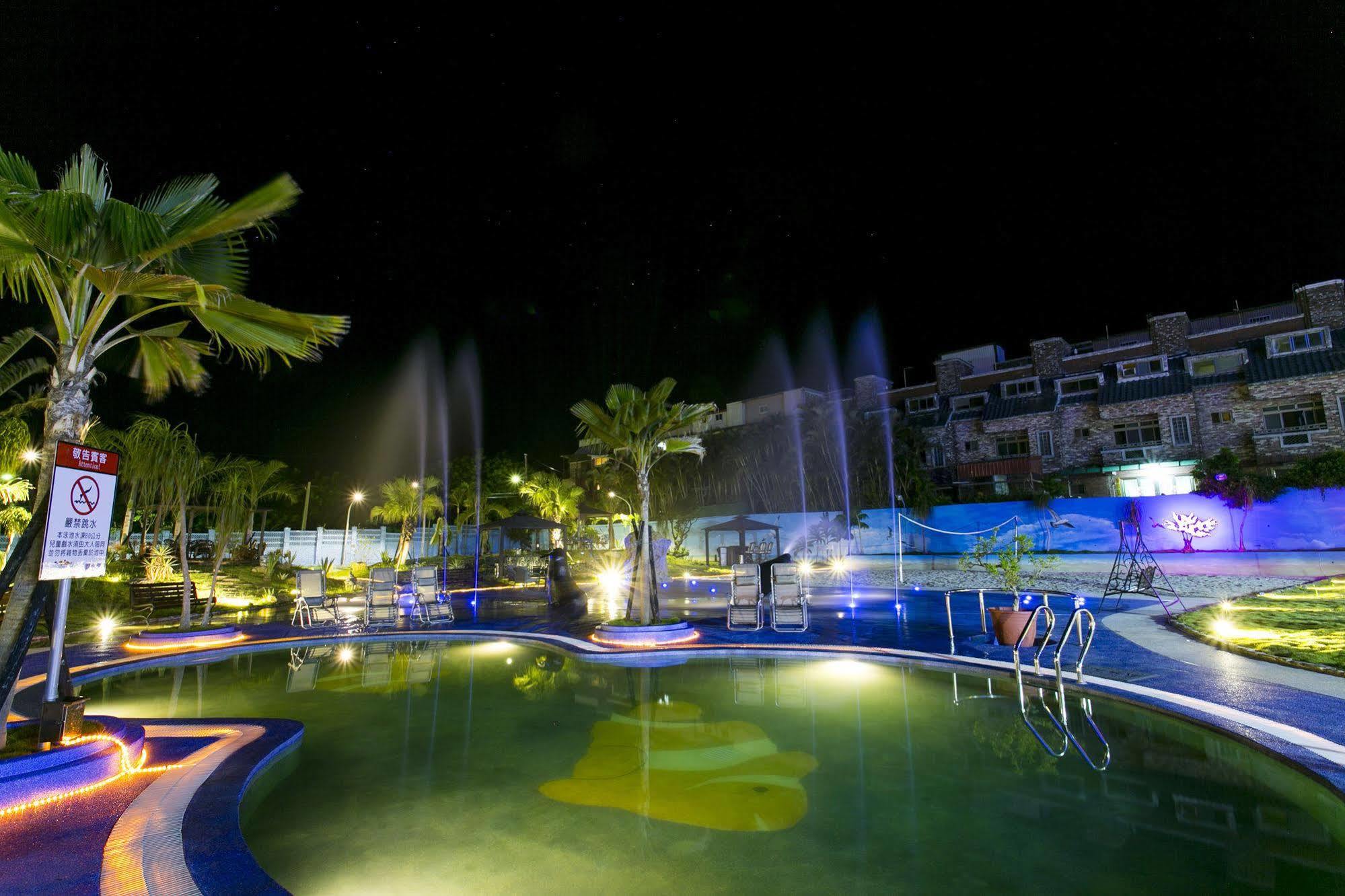 Clownfish Resort Хенгчун Экстерьер фото